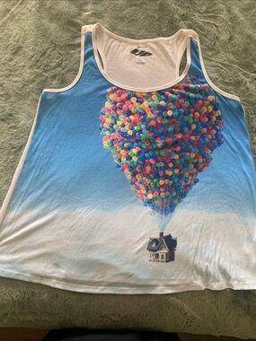 Disney’s UP Blue & White Tank Top with Multicolor Balloon Graphic🎈🎈🎈🎈